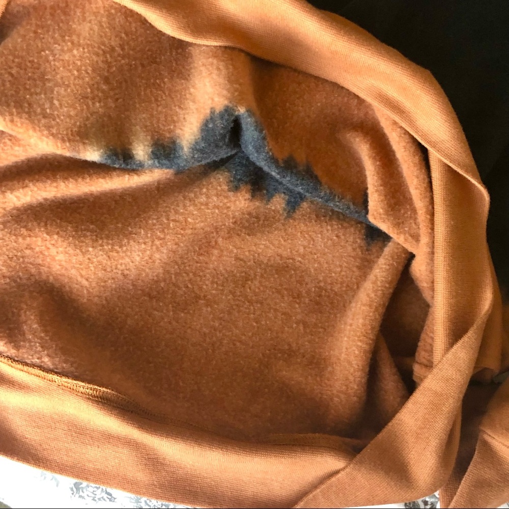 \AQC\• NWT Dori Sweatshirt - Picture 11 of 13